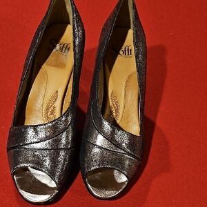 Sofft Metallic Pewter Open-Toe Pumps